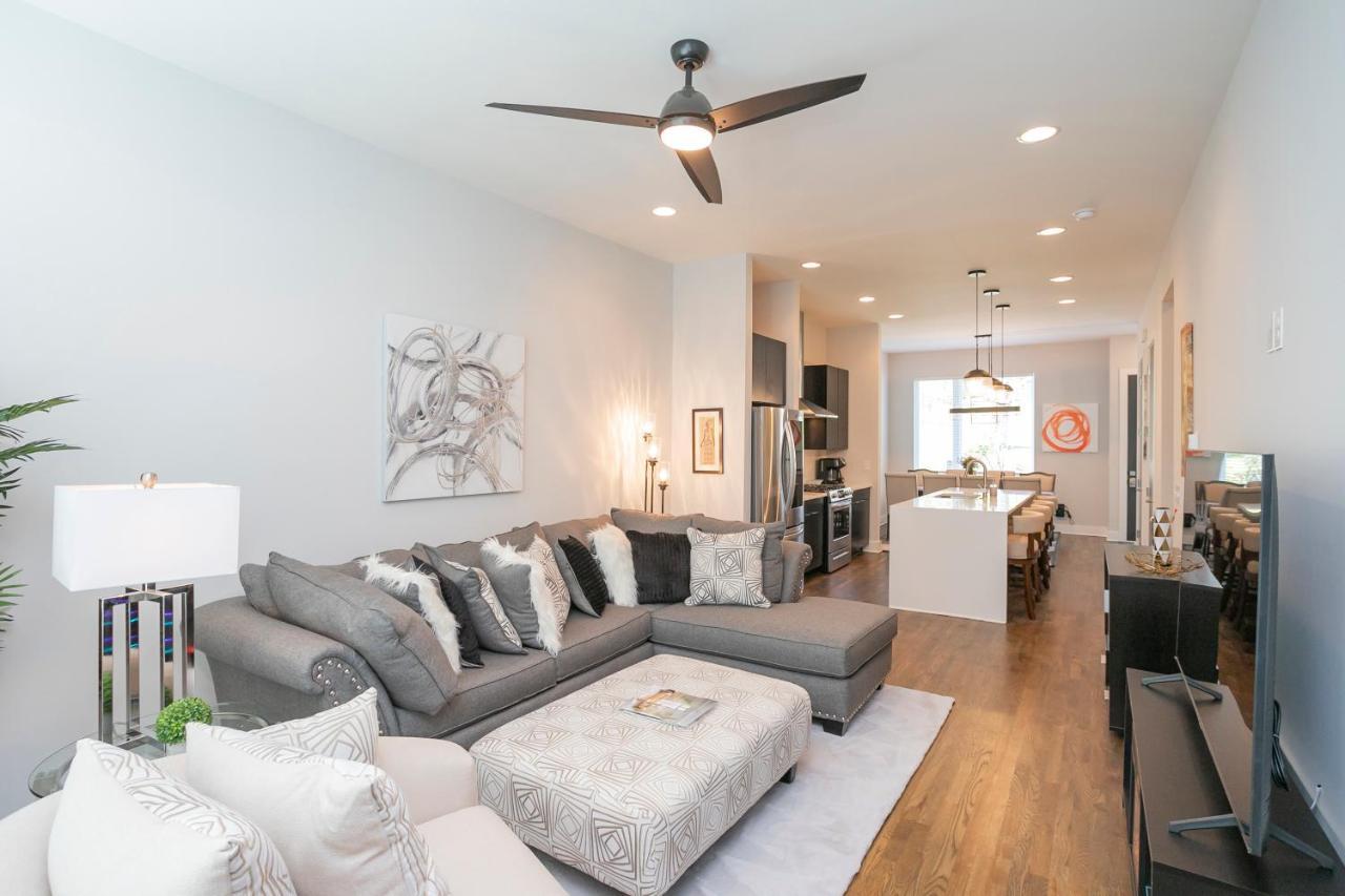 Luxury Townhome Skyline Views Mins To Dt ナッシュビル エクステリア 写真