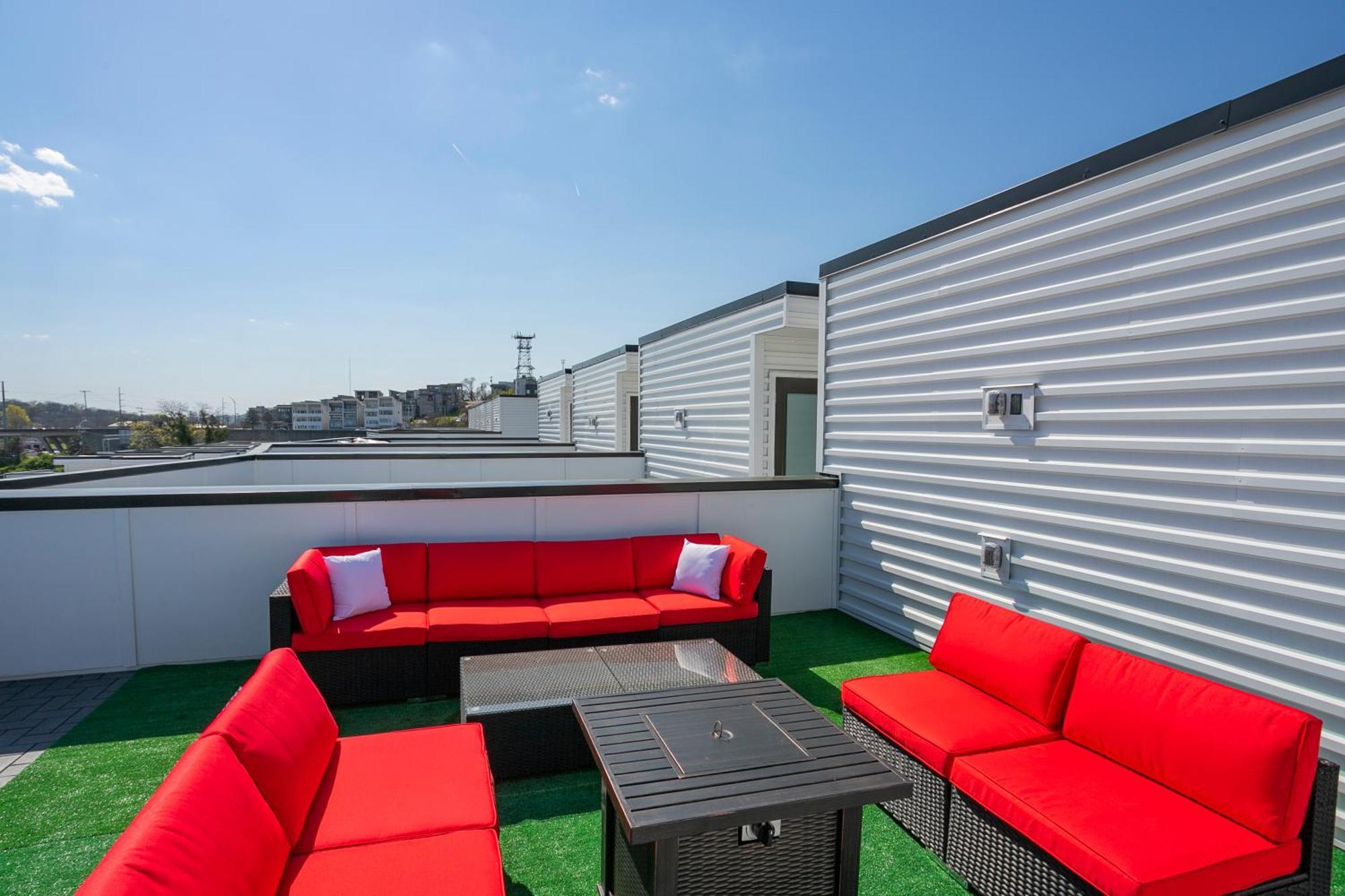Luxury Townhome Skyline Views Mins To Dt ナッシュビル エクステリア 写真