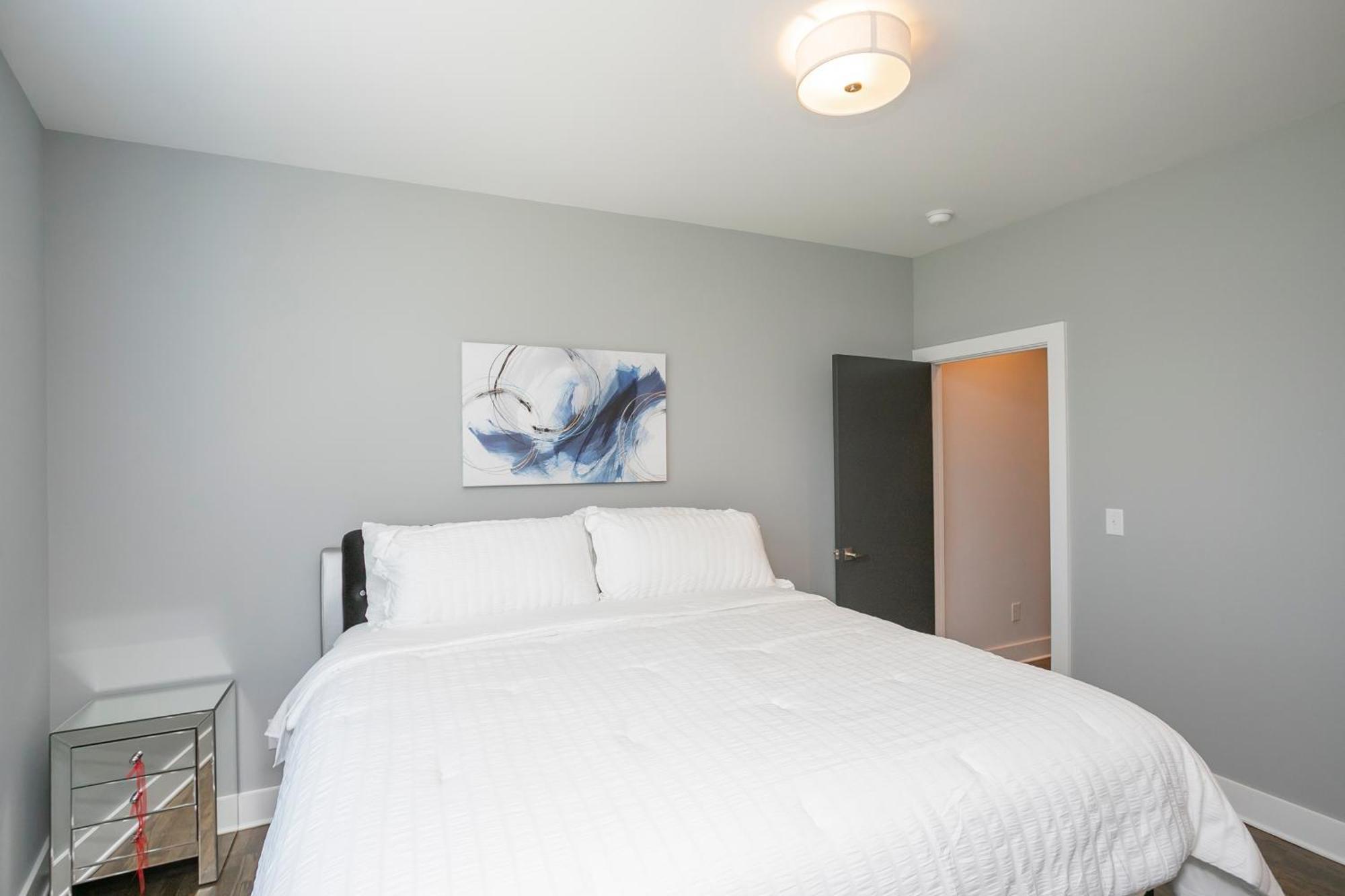 Luxury Townhome Skyline Views Mins To Dt ナッシュビル エクステリア 写真