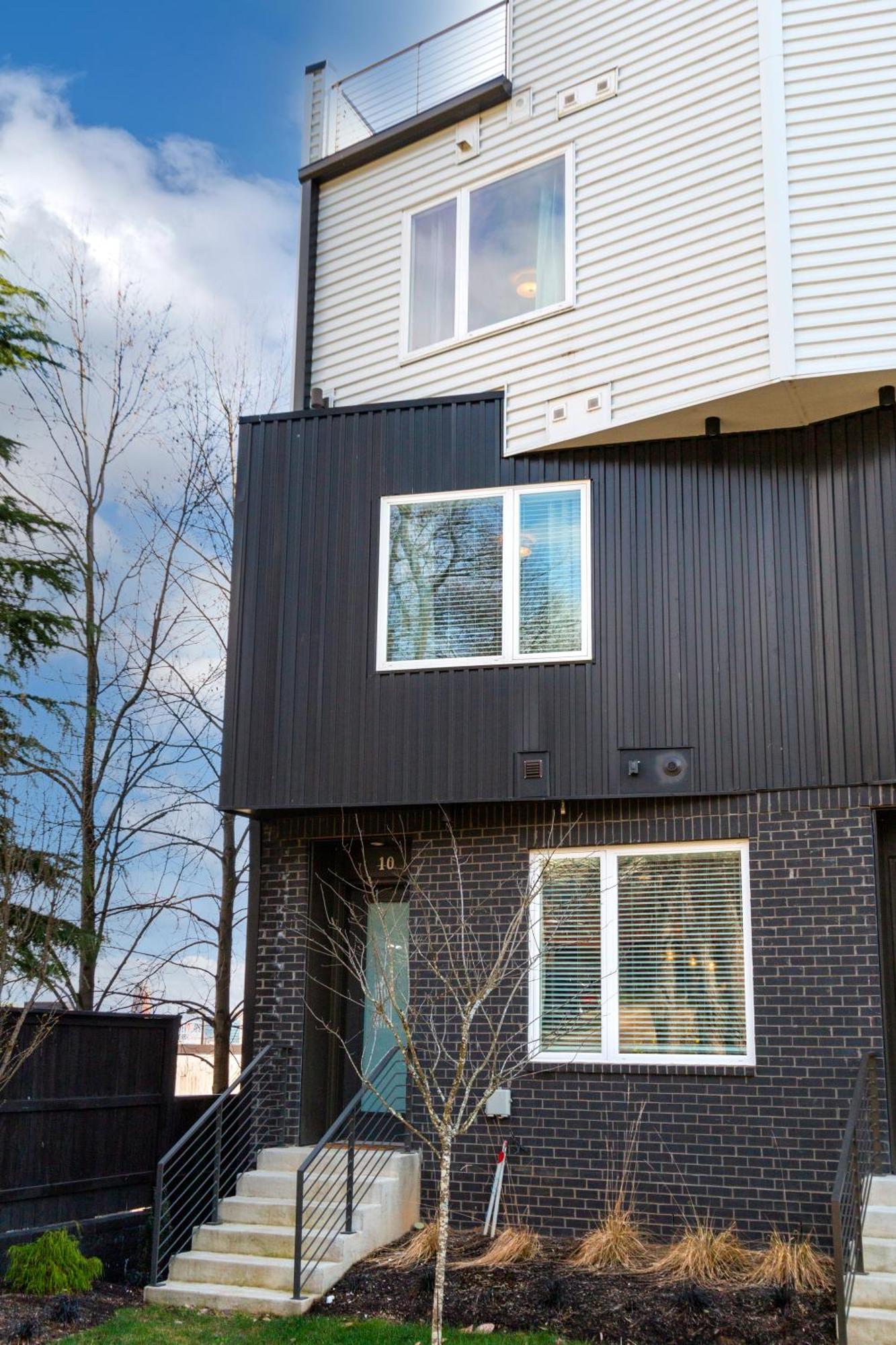 Luxury Townhome Skyline Views Mins To Dt ナッシュビル エクステリア 写真